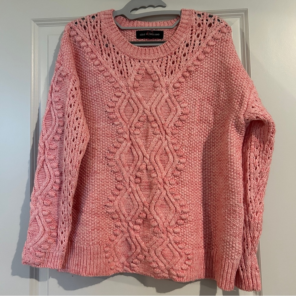Love at First Find - detailed pink knit sweater. XL